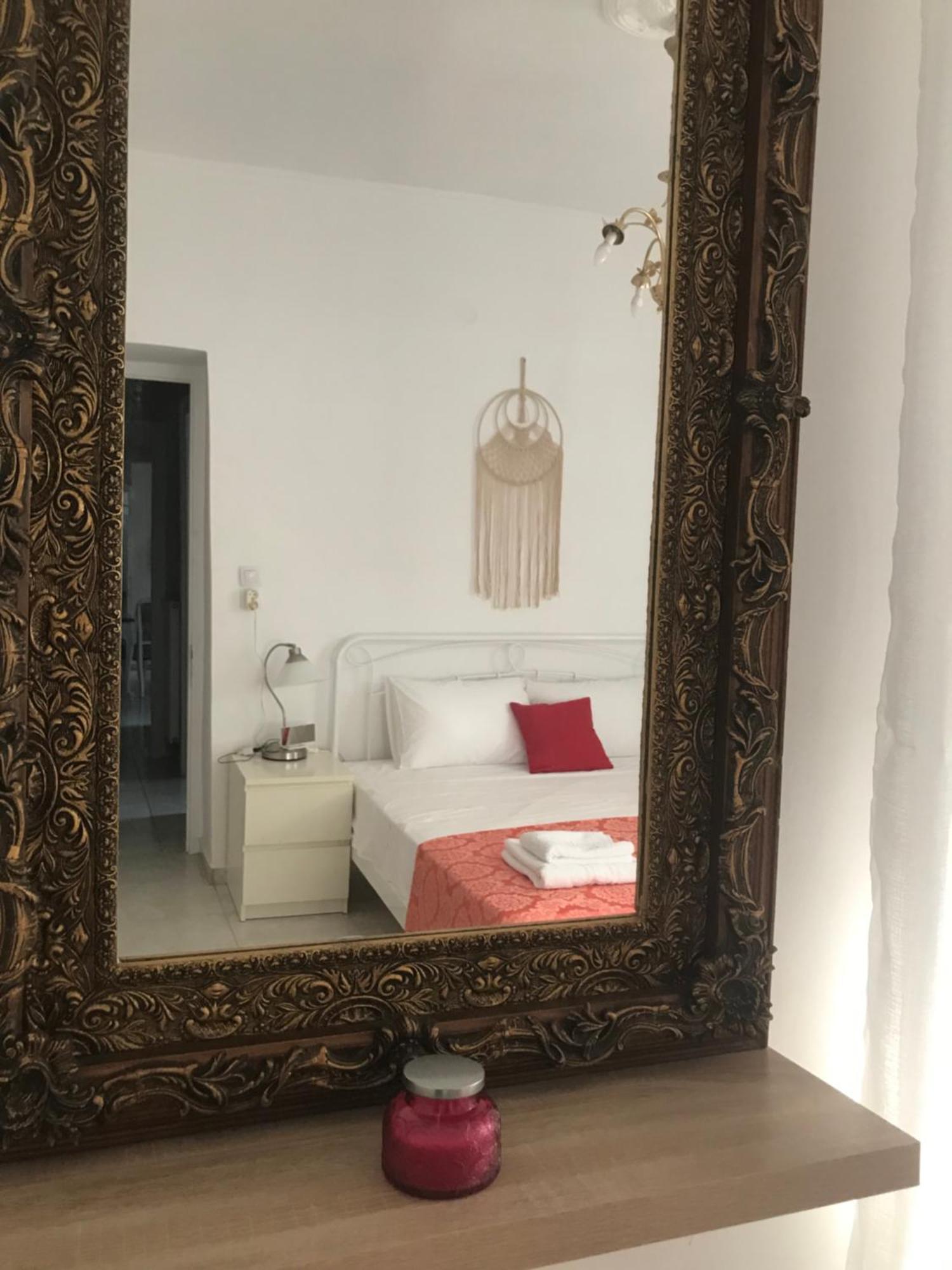 Giannoulis House 2 Vintage Apartment เปรเวซา ภายนอก รูปภาพ