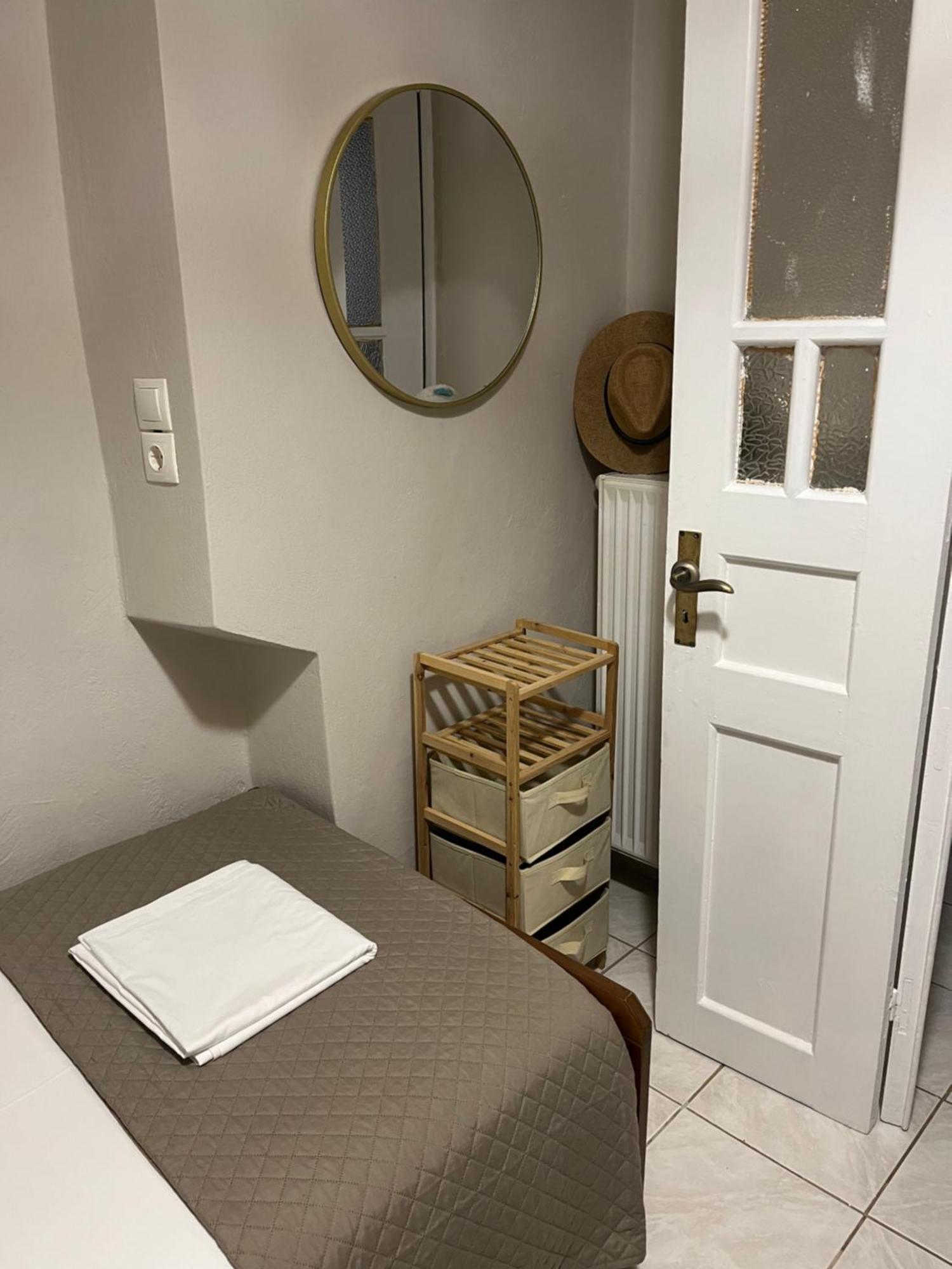 Giannoulis House 2 Vintage Apartment เปรเวซา ภายนอก รูปภาพ